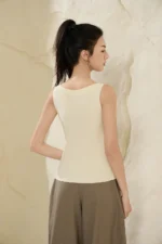 Camellia Thermal Vest 6113 Model 1