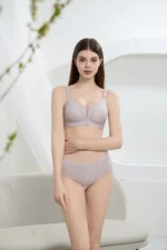 Cooling Latex Bra 2274 Model 9