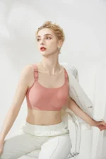 Curvy Comfort Bra 2277 Model 24