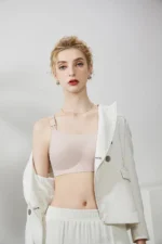 Curvy Comfort Bra 2277 Model 7