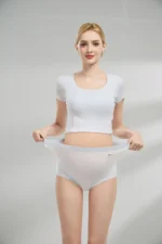 Extended High Panties 1118 Model 4
