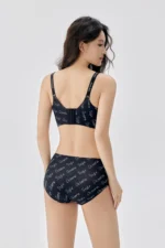 Icy Lift Bra 2293 Model 18