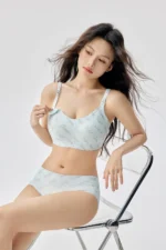 Icy Lift Bra 2293 Model 7