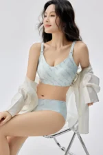 Icy Lift Bra 2293 Model 8