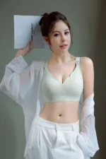 Invisible Jelly Bra Cc2206 Model 26