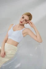 Seamless Sculpt Bra 2301 Model 18