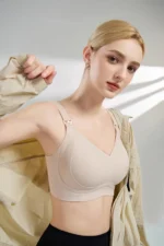 Seamless Sculpt Bra 2301 Model 9