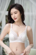 Summer Ultra Bra 2237 Model 10