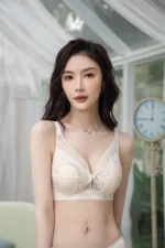 Summer Ultra Bra 2238 Model 3