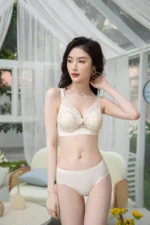 Summer Ultra Bra 2238 Model 5