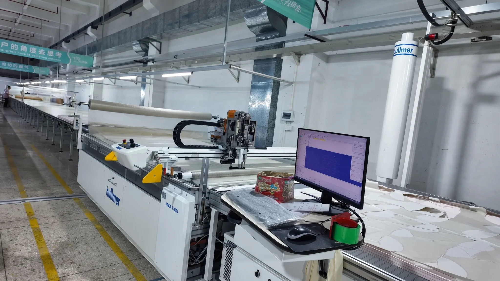 automatic fabric cutting scaled
